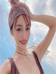 《《丰满的女邻居》韩国-传颂之物虚伪的假面》